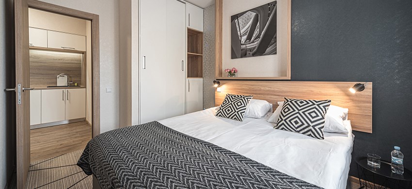 Apartment with patio 